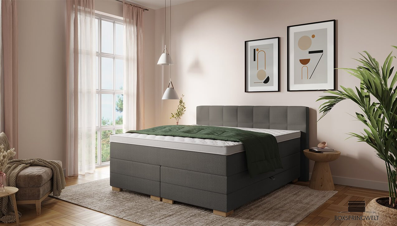 In Textilbezug Iadera Dunkelgrau; Kopfteil mit Kassetten    